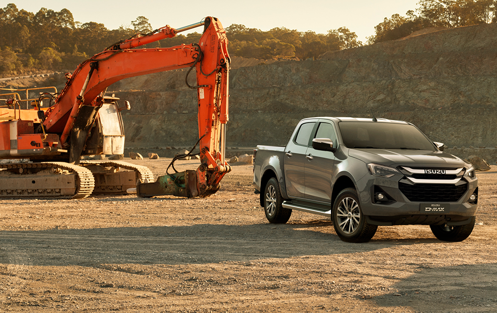 Isuzu Pro